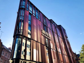 波司登进入官方日程,成为首个登陆米兰时装周的中国羽绒服品牌